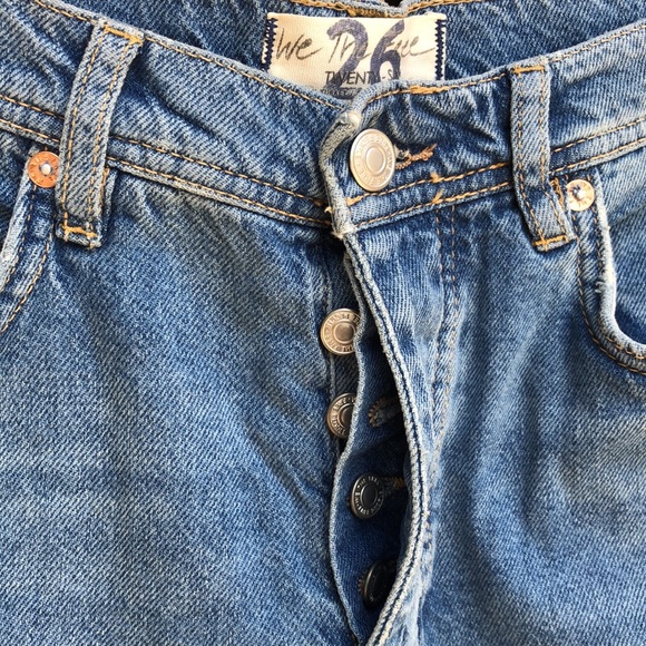 NEW FREE PEOPLE We The Free Blue Snap Slit Flare Jeans 26 NWT - Picture 7 of 14